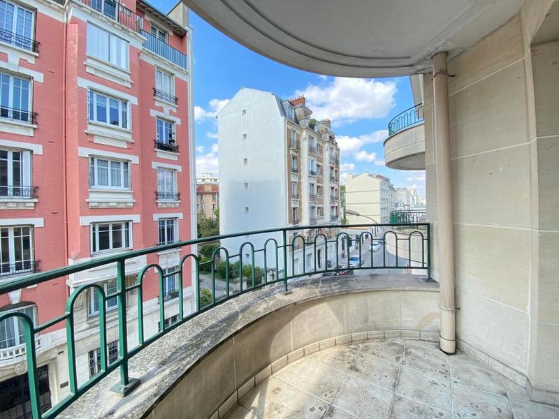 Studio - 27 m² - 1 pièce