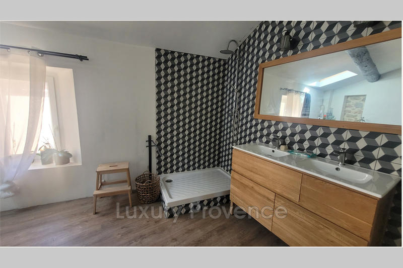 Appartement - 150 m² - 4 pièces
