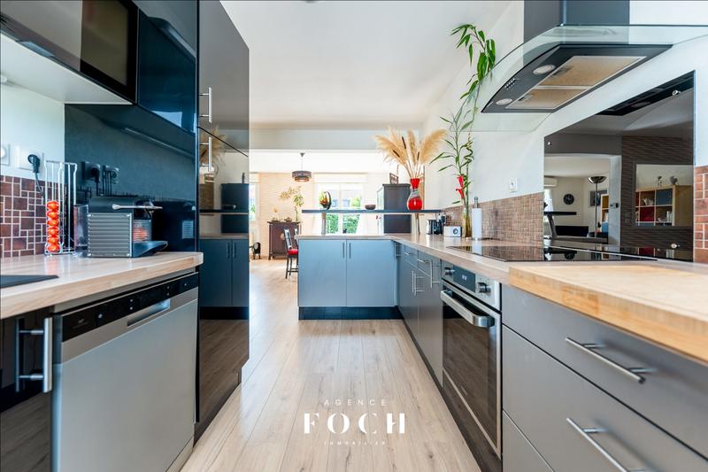 Maison - 118 m² - 6 pièces