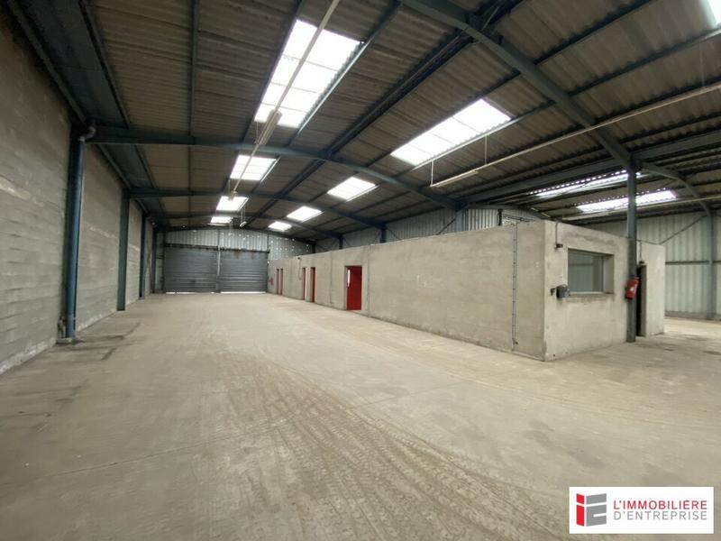 Local d'activité / Entrepôt - 1 000 m²