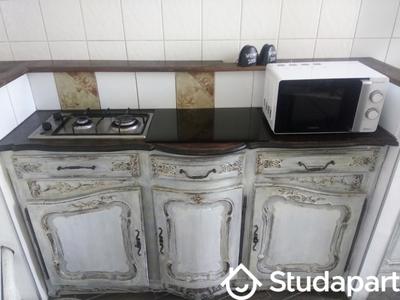 Chambre - 14 m² - 1 pièce