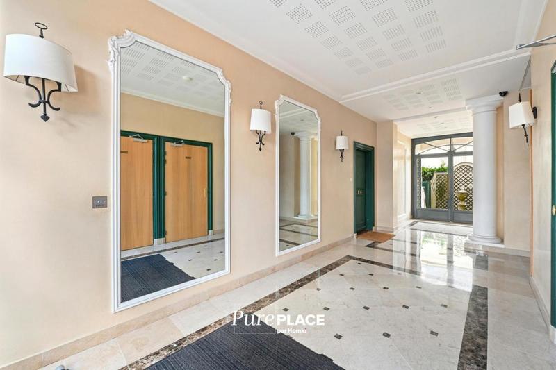 Appartement - 82 m² - 4 pièces