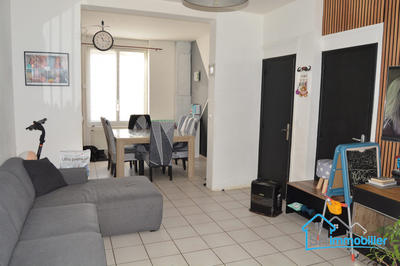 Maison - 100 m² - 6 pièces