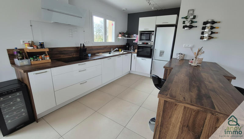 Maison - 104 m² - 4 pièces