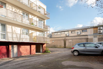 Parking / Garage - 24 m²