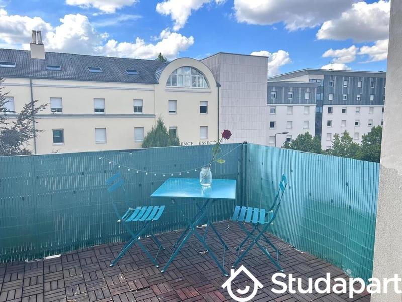 Chambre - 9 m² - 1 pièce