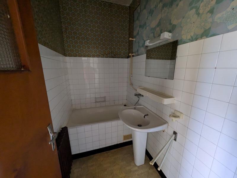 Maison - 170 m² - 9 pièces