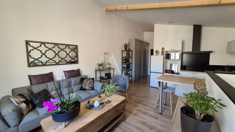 Maison - 177 m² - 8 pièces