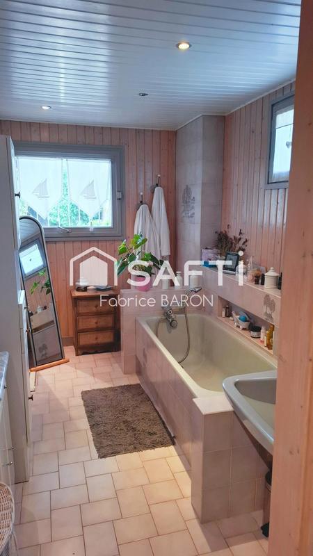 Maison de maîtres - 185 m² - 7 pièces