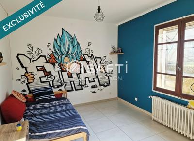 Maison - 102 m² - 4 pièces