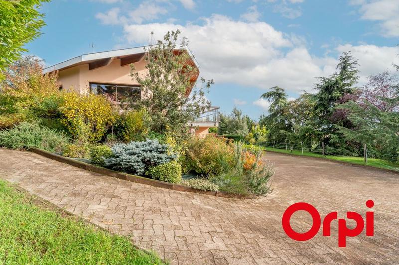 Villa - 210 m² - 5 pièces