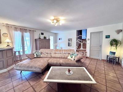 Maison traditionnelle - 170 m² - 4 pièces