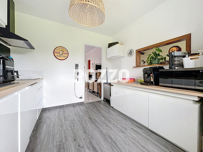 Maison - 101 m² - 6 pièces