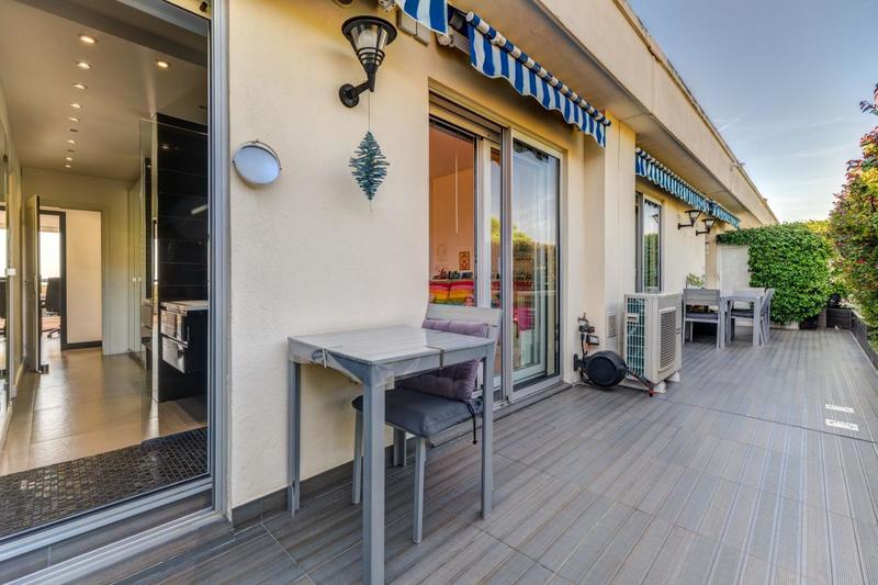 Penthouse - 136 m² - 4 pièces