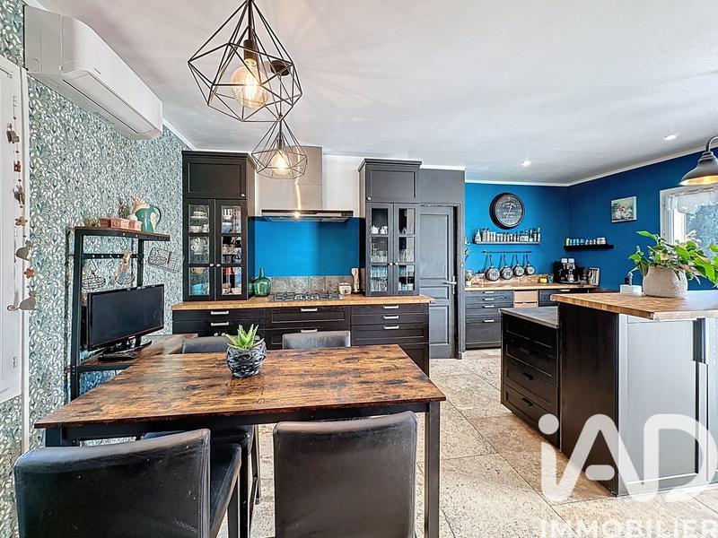 Maison - 190 m² - 7 pièces