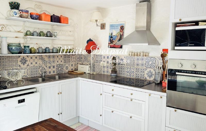 Maison - 262 m² - 9 pièces