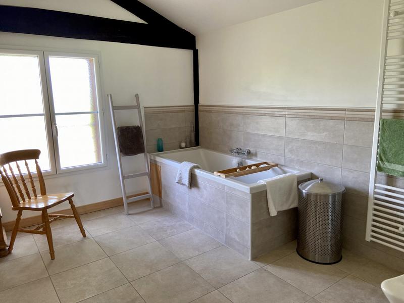 Maison traditionnelle - 177 m² - 7 pièces