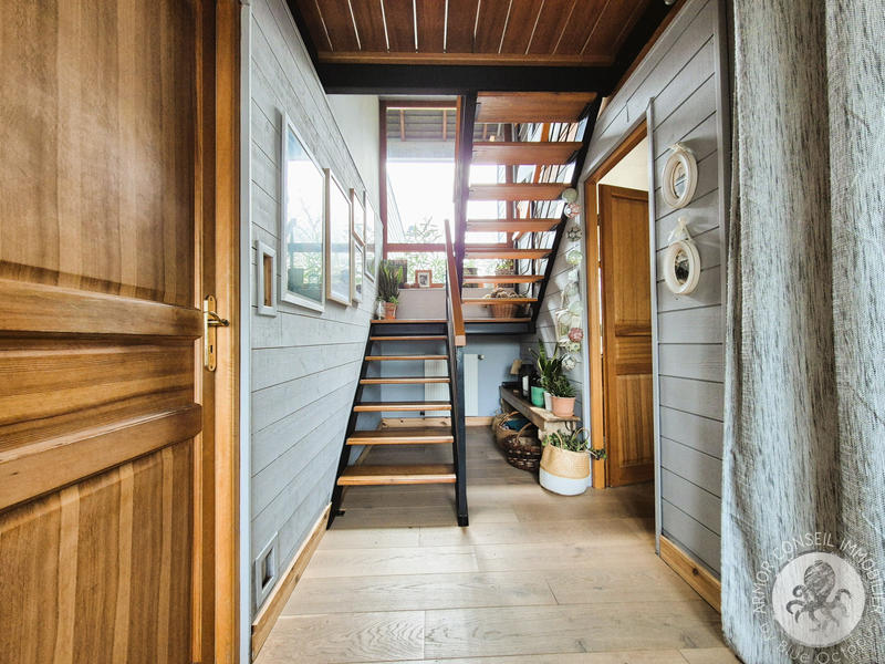 Maison - 155 m² - 8 pièces