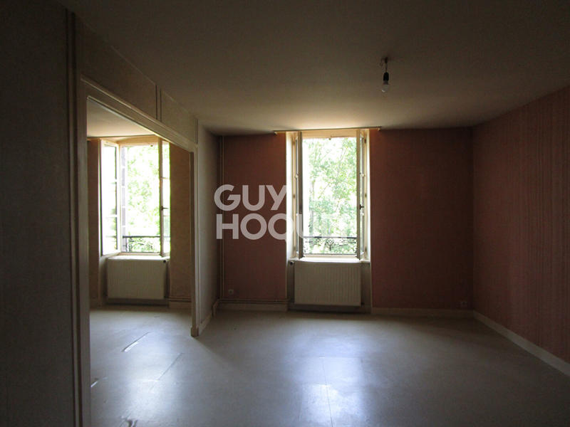 Maison - 213 m² - 6 pièces