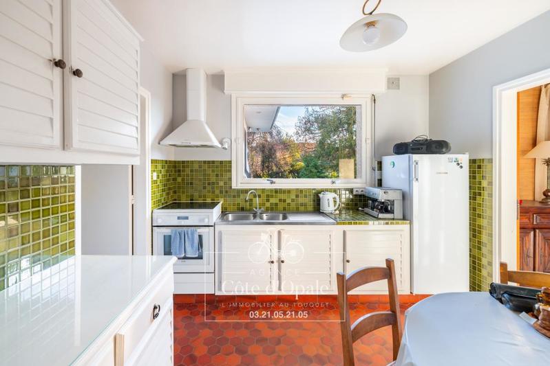 Maison - 180 m² - 7 pièces