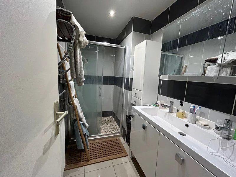 Appartement - 70 m² - 4 pièces