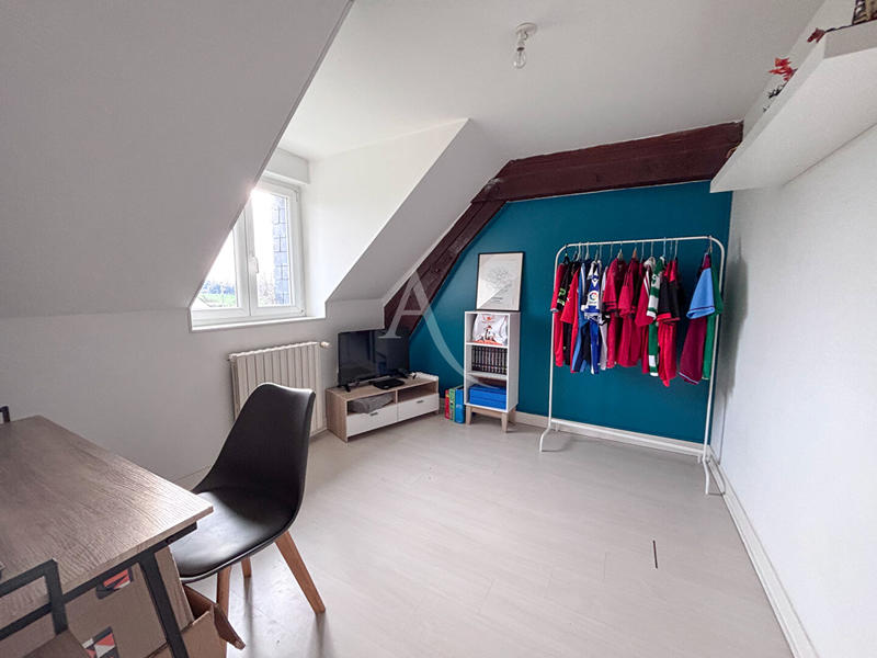 Maison - 95 m² - 5 pièces
