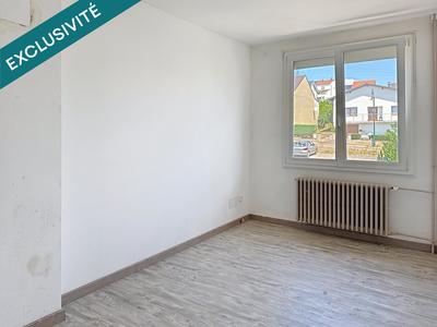 Maison - 99 m² - 5 pièces