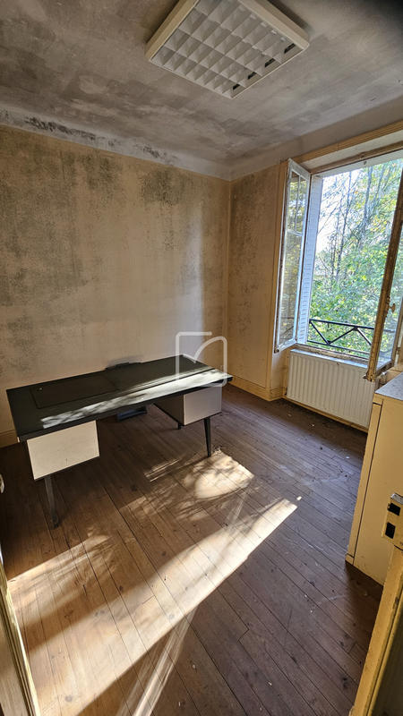 Maison - 100 m² - 6 pièces