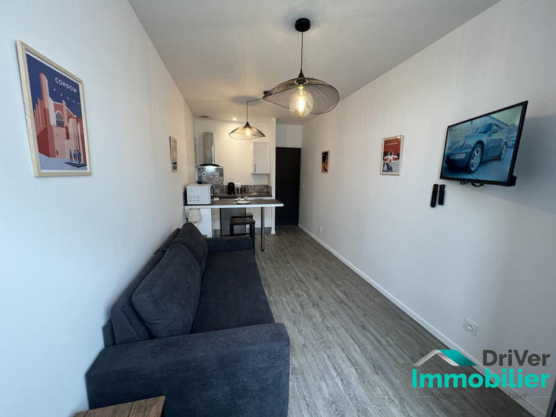 Studio - 18 m² - 1 pièce