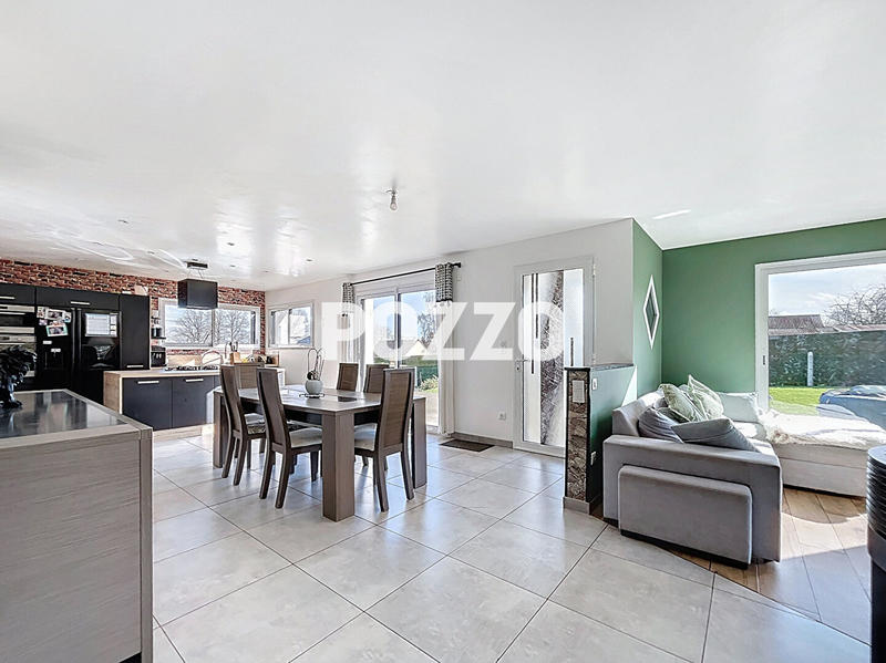 Maison - 110 m² - 4 pièces