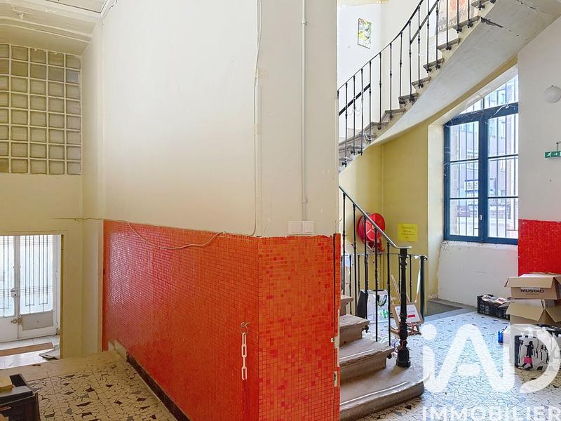 Immeuble - 2 600 m²