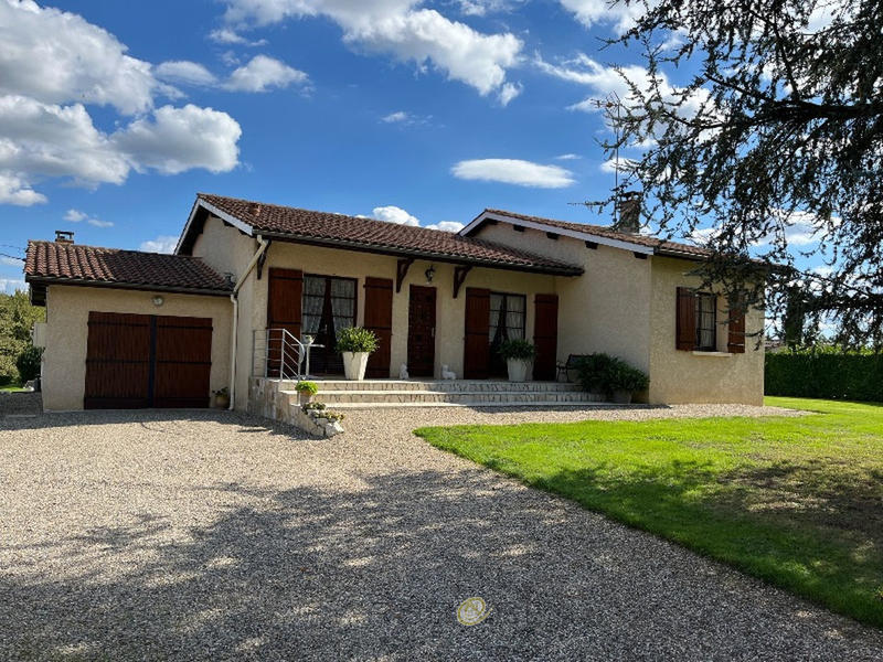 Villa - 102 m² - 4 pièces