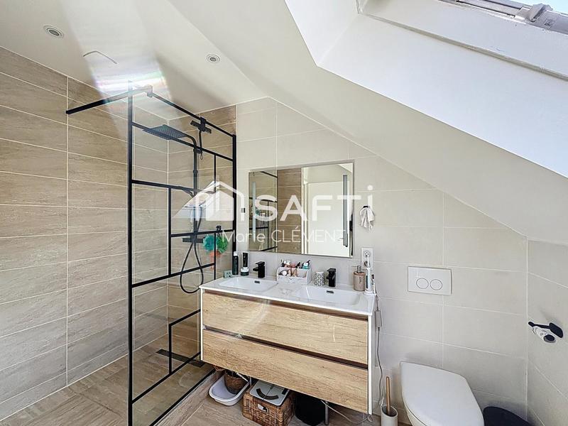 Maison - 96 m² - 4 pièces