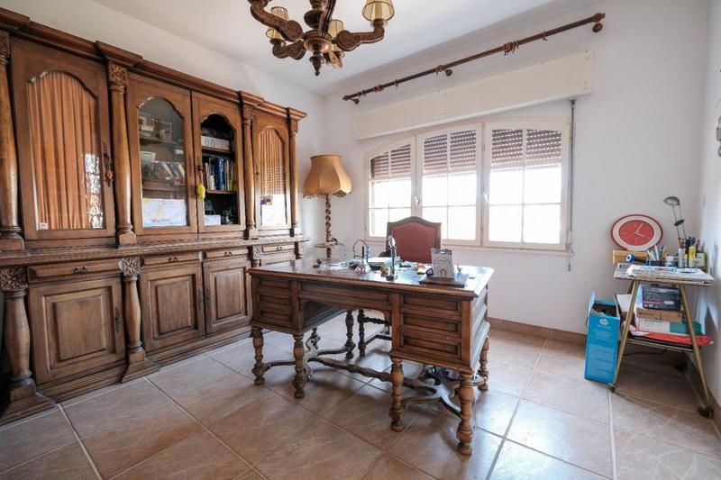 Propriété - 322 m² - 10 pièces