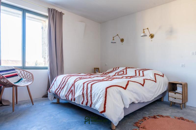 Mas - 230 m² - 7 pièces