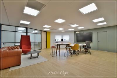 Bureau - 86 m² - 2 pièces