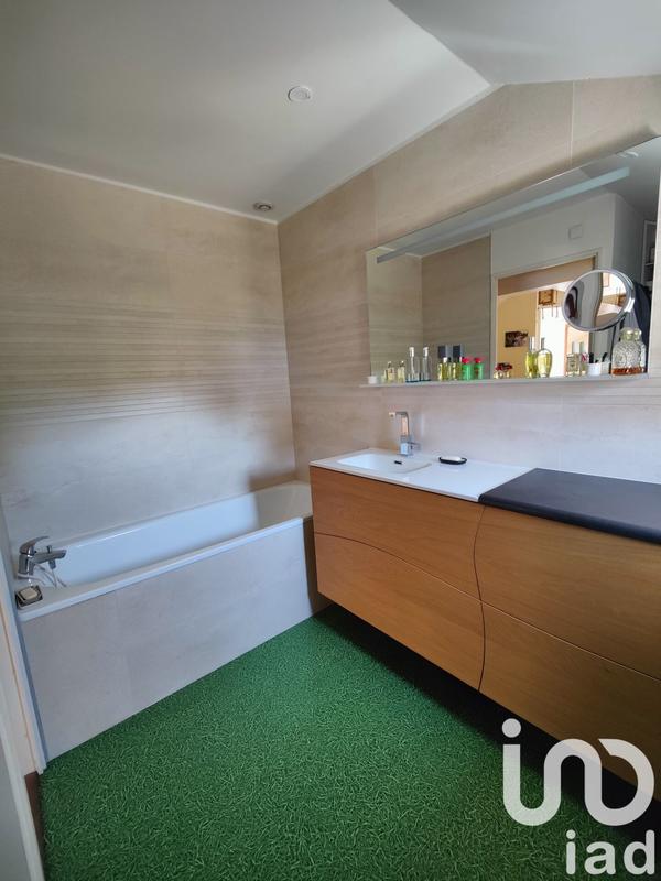 Maison - 110 m² - 6 pièces