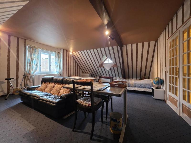 Pavillon - 164 m² - 7 pièces