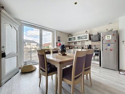 Appartement - 98 m² - 3 pièces