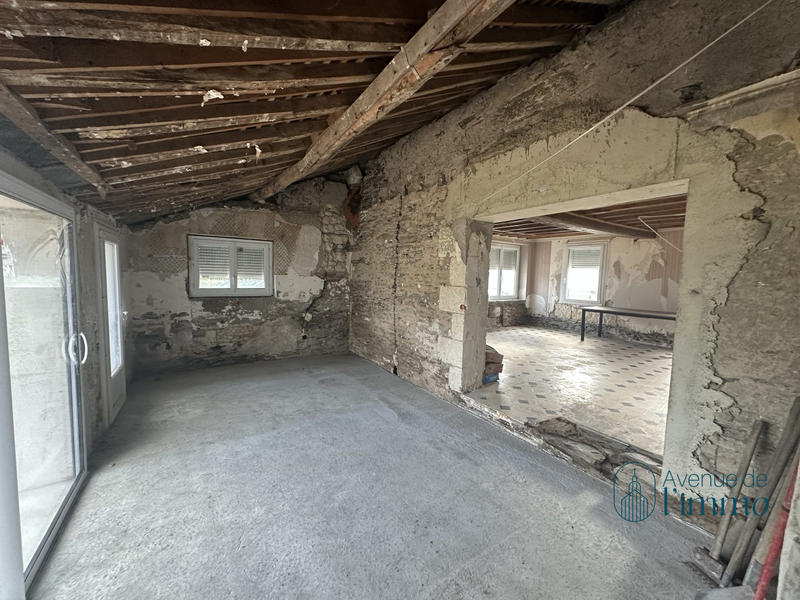 Maison - 198 m² - 7 pièces