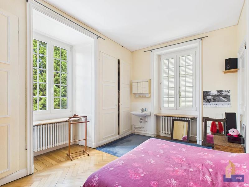 Appartement - 314 m² - 10 pièces