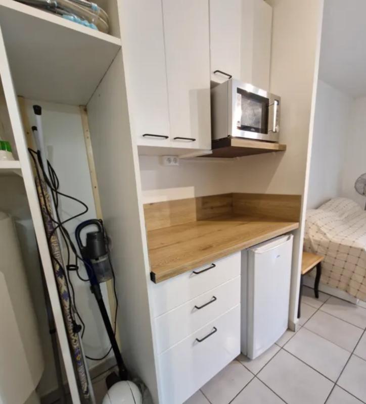 Studio - 24 m² - 1 pièce