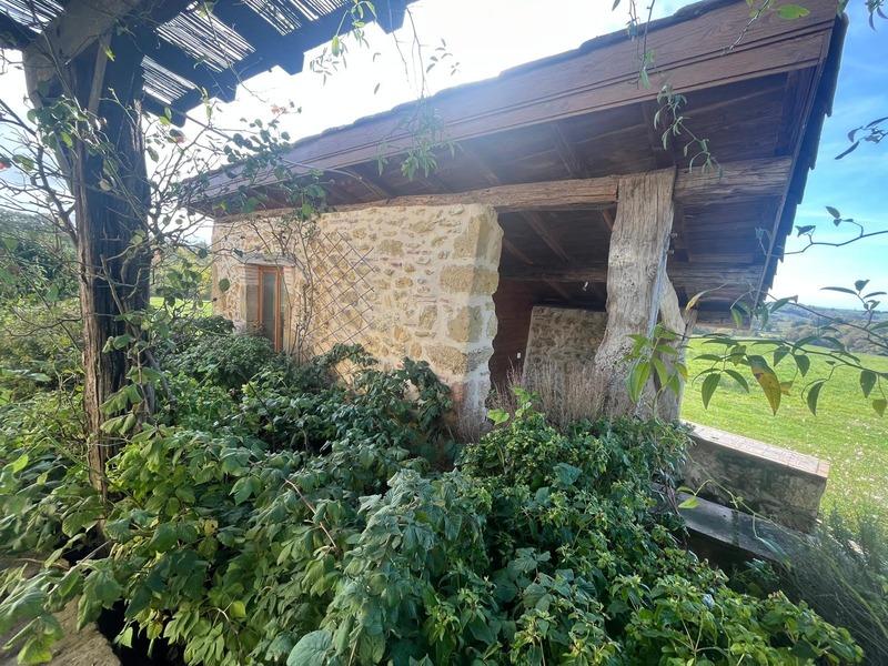 Propriété - 220 m² - 8 pièces