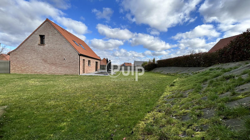 Pavillon - 104 m² - 7 pièces