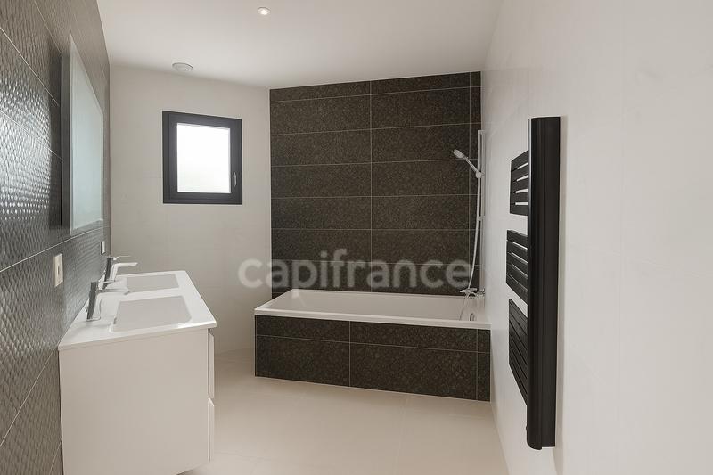 Villa - 98 m² - 5 pièces