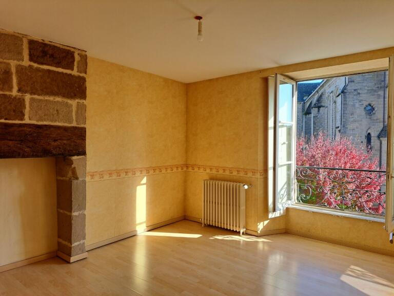 Appartement - 145 m² - 5 pièces