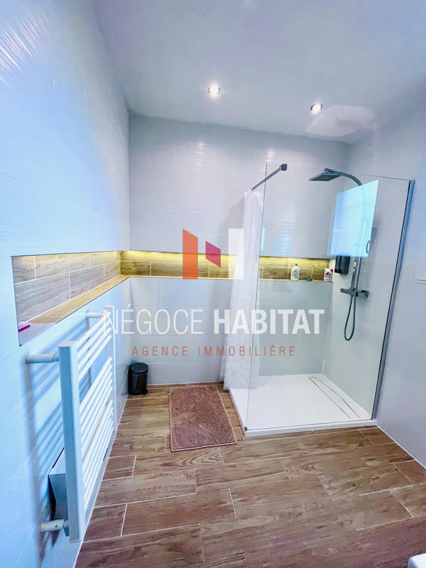 Villa - 280 m² - 7 pièces