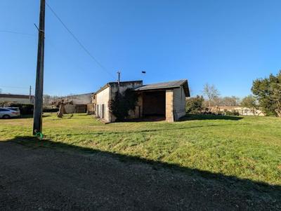 Maison - 120 m² - 15 pièces