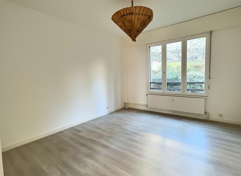 Appartement - 144 m² - 7 pièces