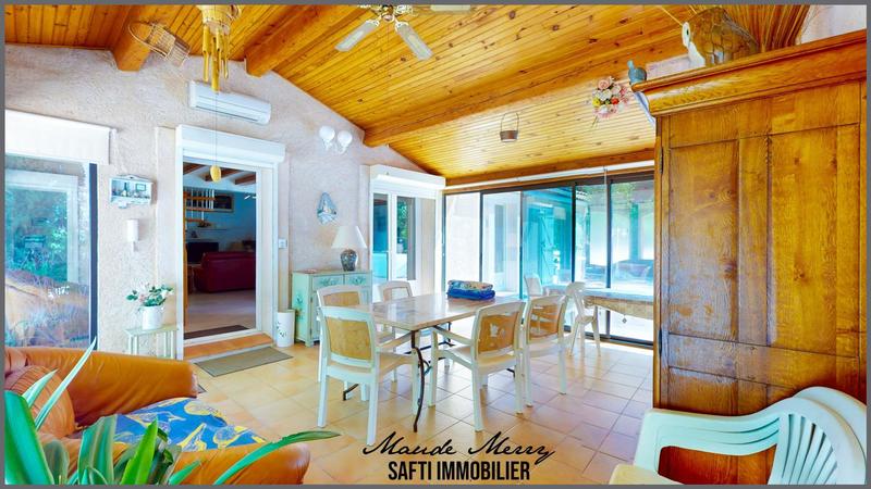 Maison - 160 m² - 7 pièces